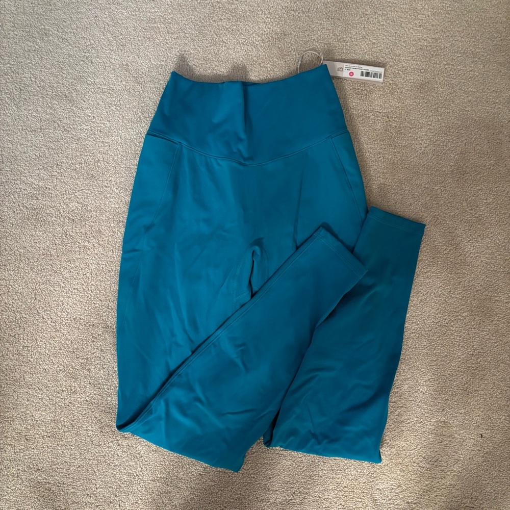Buffbunny Poshknit scrunch pocket legging - mar - size medium - BRAND NEW